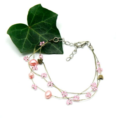 BRANSOLETKA ROZPINANA Z DROBNYMI RÓŻOWYMI ZAWIESZKAMI                                   (7W296 SAM4)