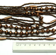 NASZYJNIK / KORALE WIELORZĘDOWE BRĄZOWE                                                       0676-556 - 4