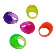 PIERŚCIONKI DZIECIĘCE PLASTIKOWE 15 SZTUK                                                      (0638=60 AS) - 2