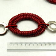 KORALE DREWNIANE / WISIOR W KOLORZE CZERWONYM                                                         0676-564 - 3