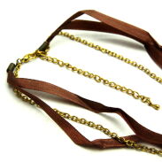 WISIOREK/ NASZYJNIK KOLOROWYMI ZAWIESZKAMI                                                                    0610-510        - 3