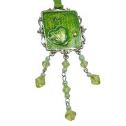 WISIOREK / NASZYJNK NA RZEMYKU Z ZIELONĄ ZAWIESZKĄ                                                     2186 A/S - 2