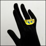 PIERŚCIONKI PLASTIKOWE GEOMETRYCZNE TRANSPARENTNE WIELOKOLOROWE (6 szt) 0609-31 - 3